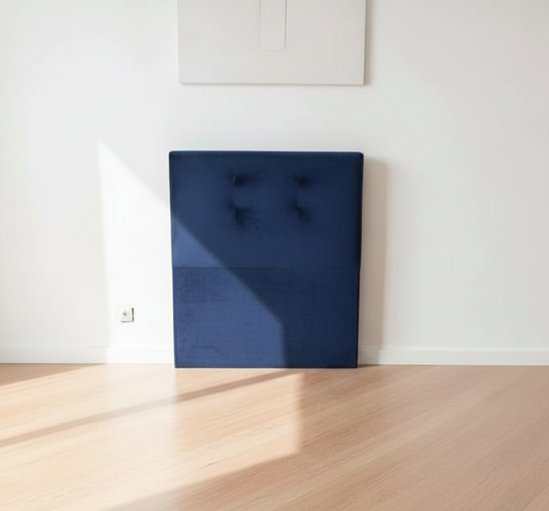 Respaldo Liso / Botones